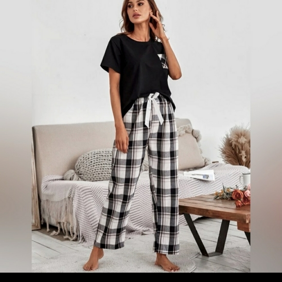 Black & White Buffalo Plaid Sleepwear Set - Picture 5 of 6